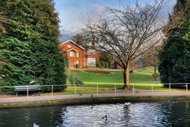7 Places to discover during an afternoon stroll around Carshalton village