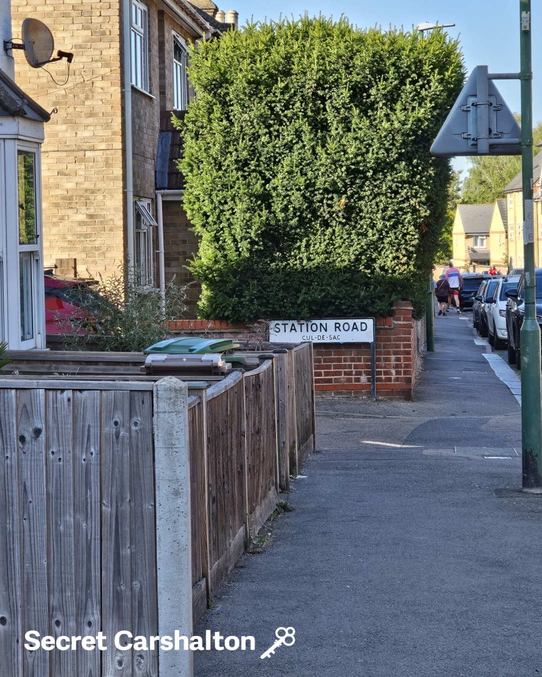 Why isn’t Carshalton Railway Station on STATION ROAD? Why isn’t Carshalton Railway Station on STATION ROAD?